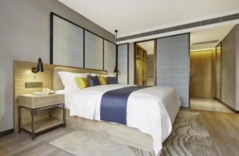 Echarm Hotel Ji'Nan Railway Station Csinan Kültér fotó